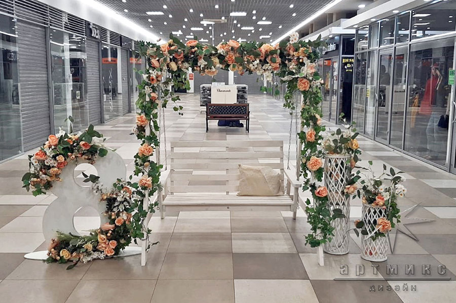 Фотозона Качели с цифрой на 8 марта