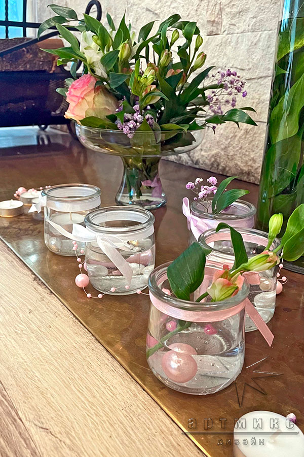 Цветочные композиции и декор в оформлении