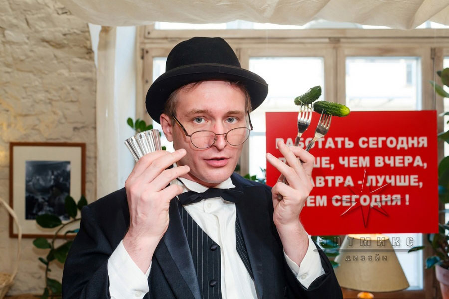 Оформление корпоративного мероприятия в стиле "12 стульев"