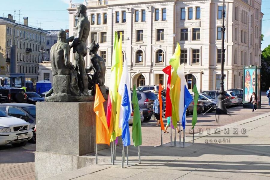 Оформление флагами для Международного праздника "Дня защиты детей"