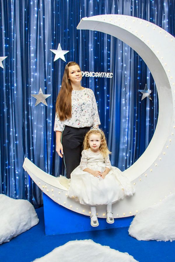 Новогодняя фотозона "Двухсторонний Месяц"