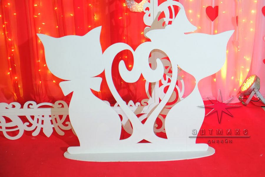 Фотозона "Love" на День Святого Валентина