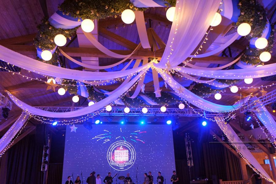 Оформление на выпускной "Выпуск STARS 2019"