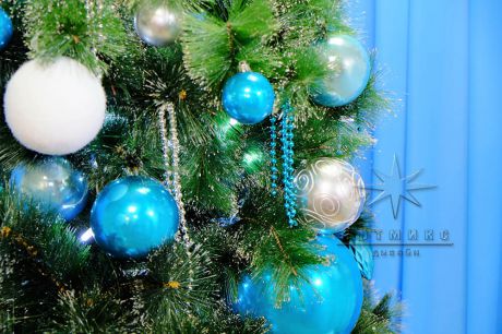 Оформить елку
